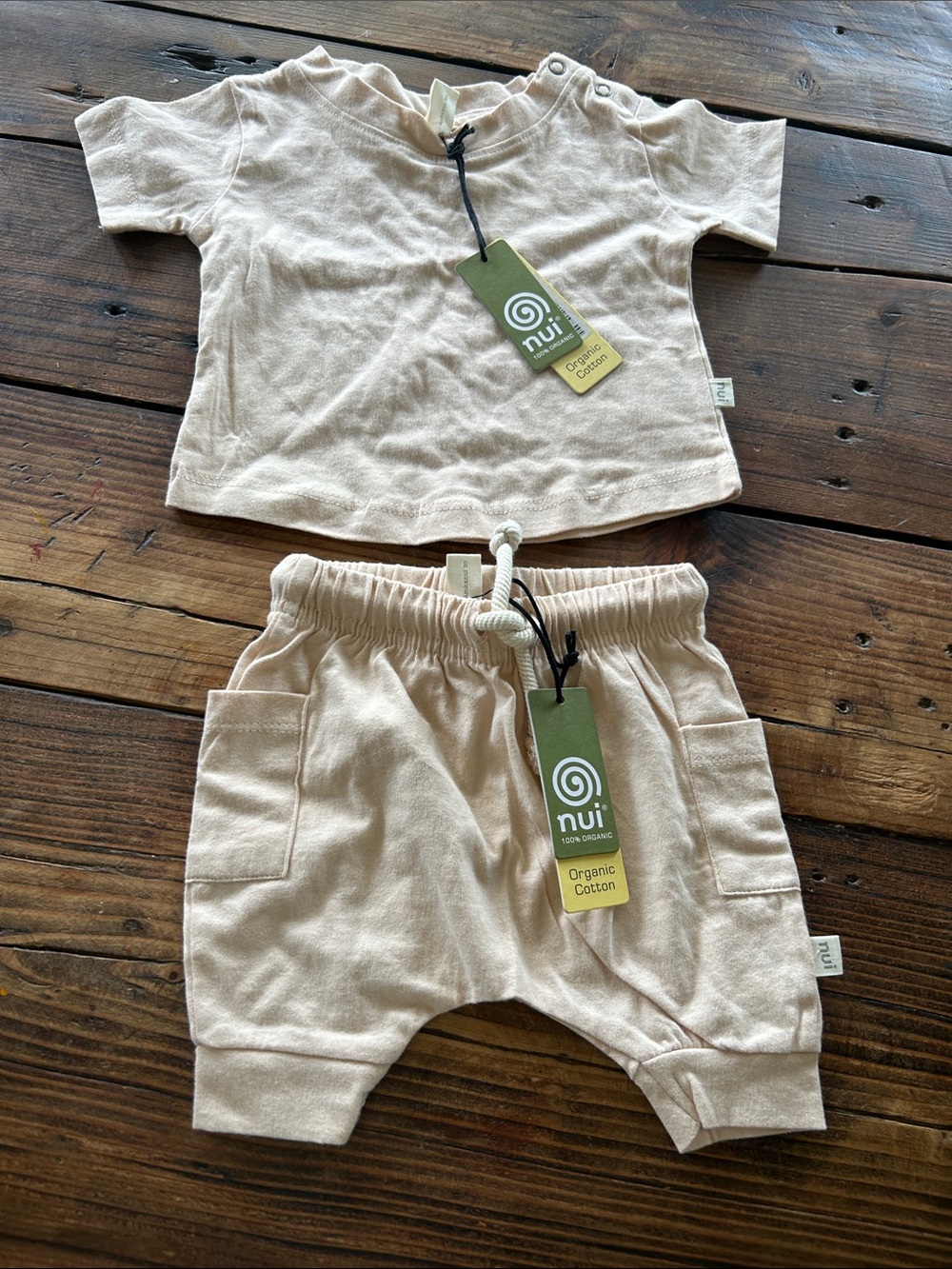 Nui Baby Two-Piece Organic Set in Light Beige